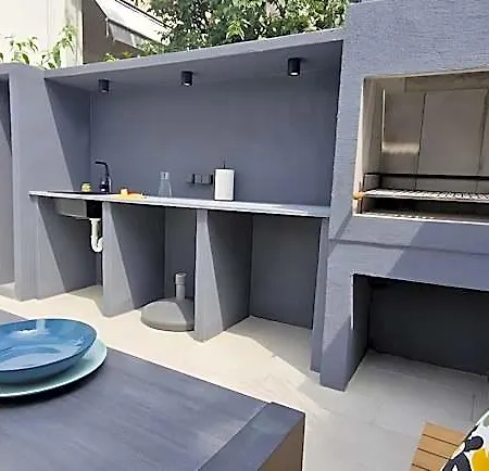 Urban Oasis - Private Fenced Garden With Bbq Area 4*