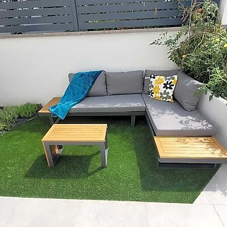 Urban Oasis - Private Fenced Garden With Bbq Area فندق